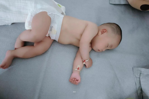 宁波宝宝突然很多眼屎